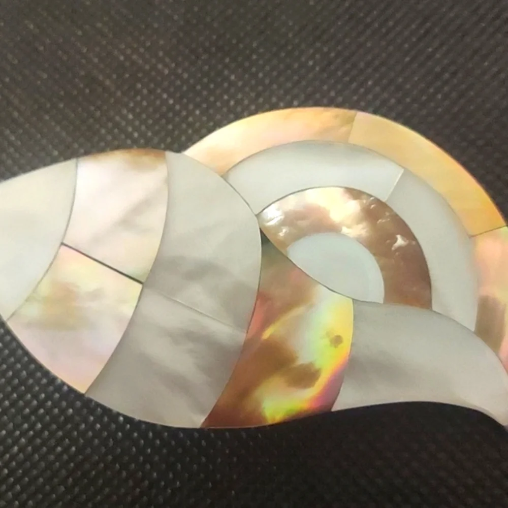 Vintage Mother-of-Pearl Abalone Shell Pin, Brooch Pendant Irridescent